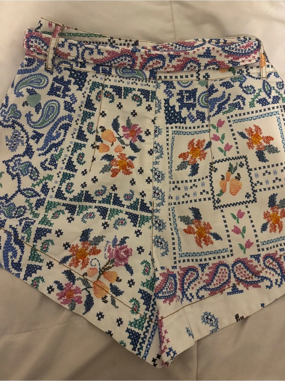 FARM Rio White Floral Paisley High-Waist Shorts with Multicolor Belt